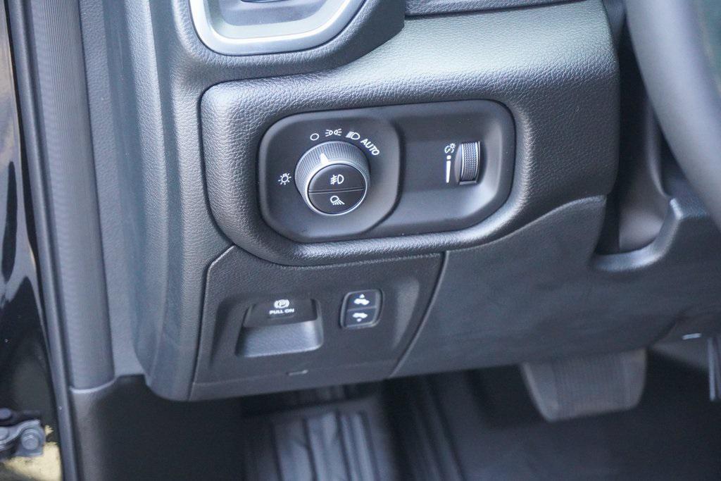 new 2026 Ram 1500 car, priced at $46,019