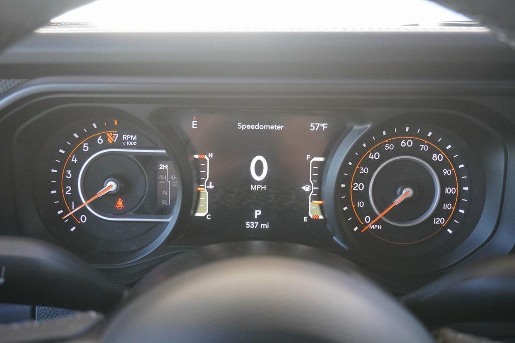 new 2025 Jeep Gladiator car, priced at $53,772