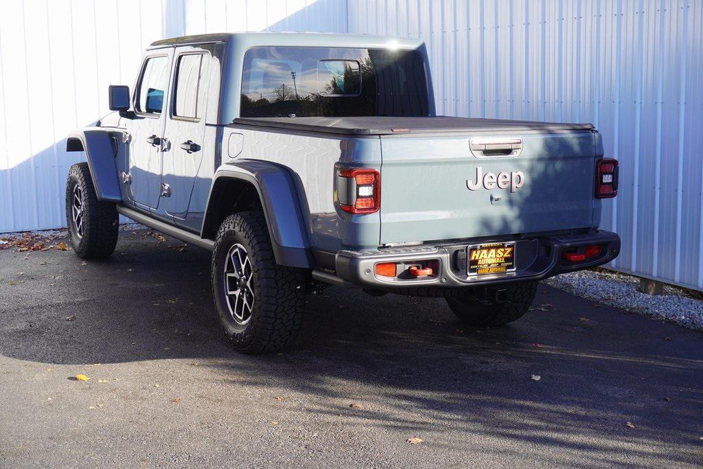 new 2025 Jeep Gladiator car, priced at $53,772