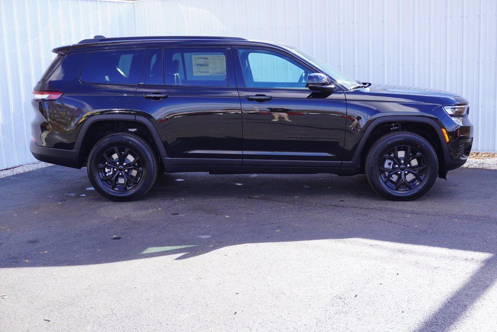 new 2025 Jeep Grand Cherokee L car, priced at $41,766
