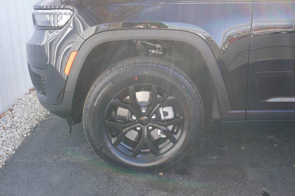 new 2025 Jeep Grand Cherokee L car, priced at $41,766