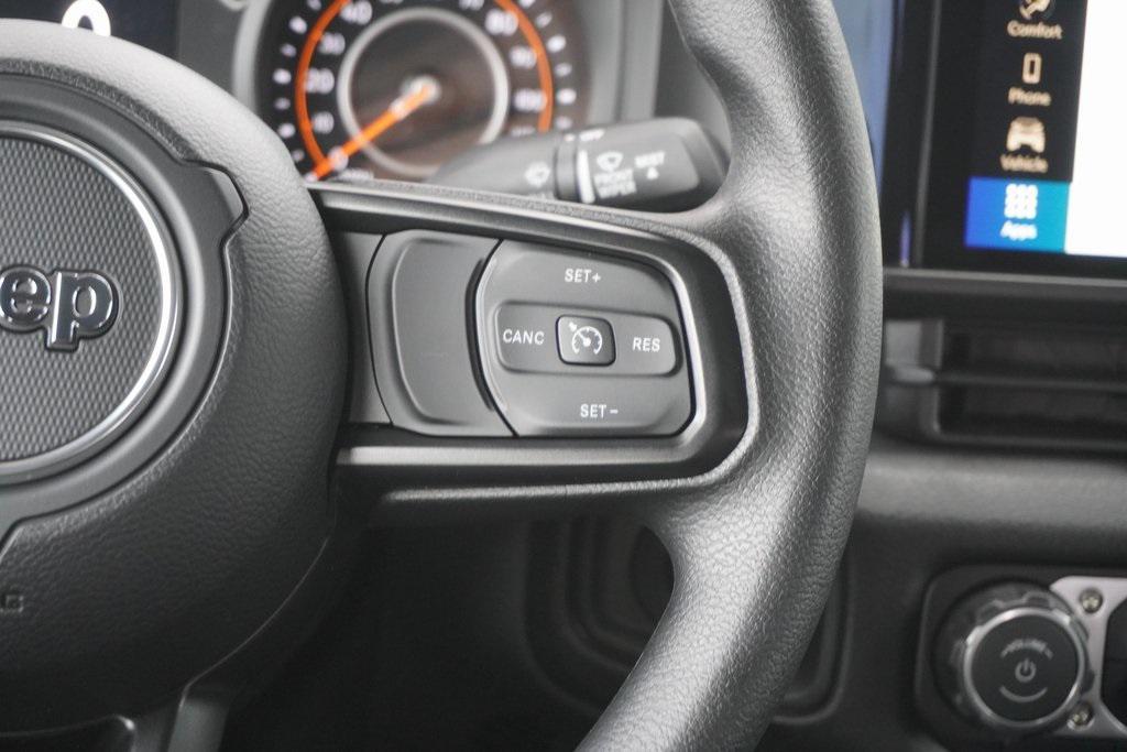 new 2026 Jeep Wrangler car, priced at $39,344