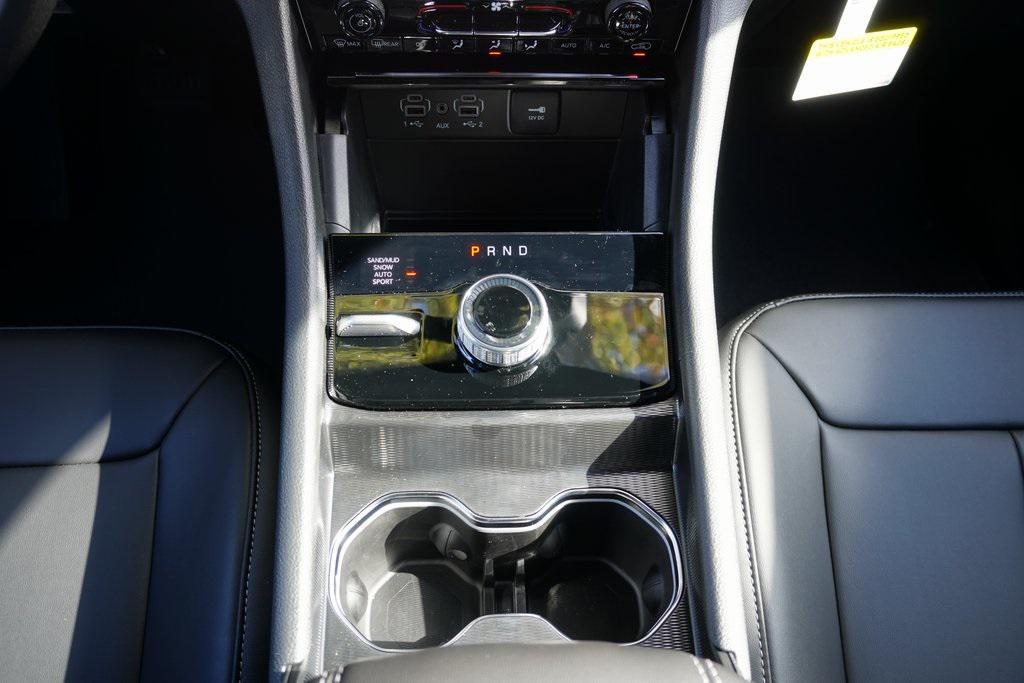 new 2025 Jeep Grand Cherokee car, priced at $42,922