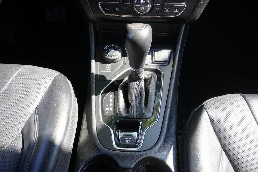 used 2023 Jeep Cherokee car, priced at $21,200