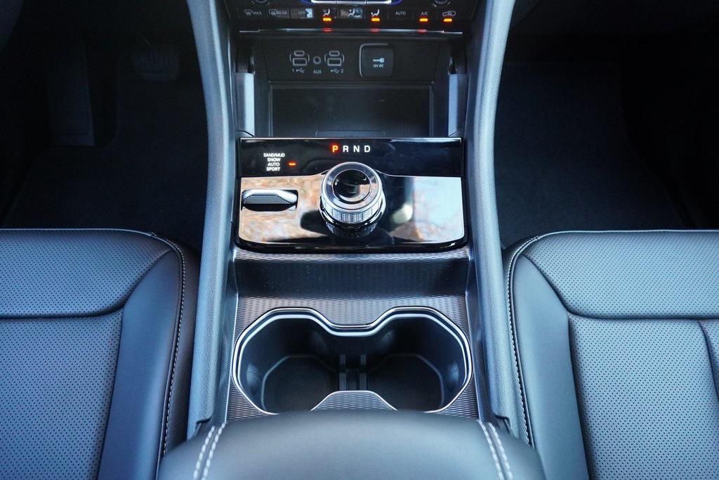 new 2025 Jeep Grand Cherokee car, priced at $45,876