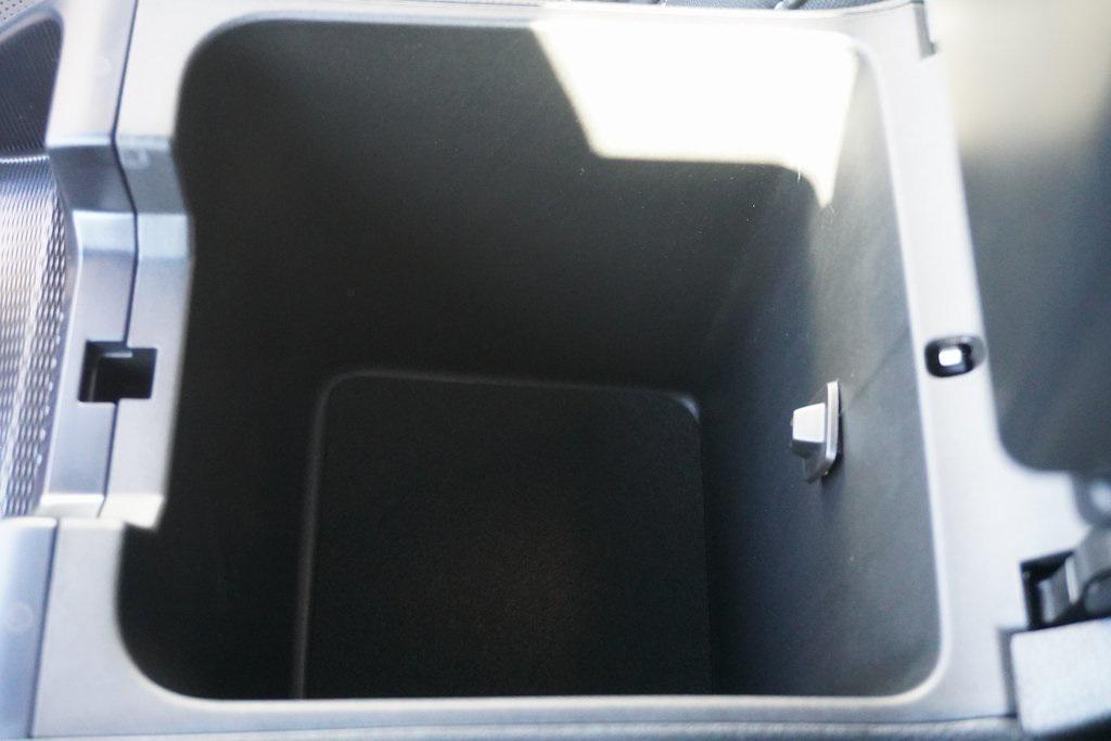 new 2025 Jeep Grand Cherokee car, priced at $45,876