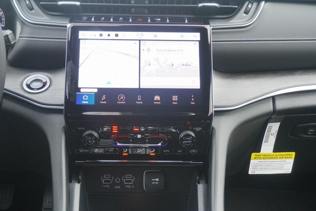 new 2025 Jeep Grand Cherokee car, priced at $49,519