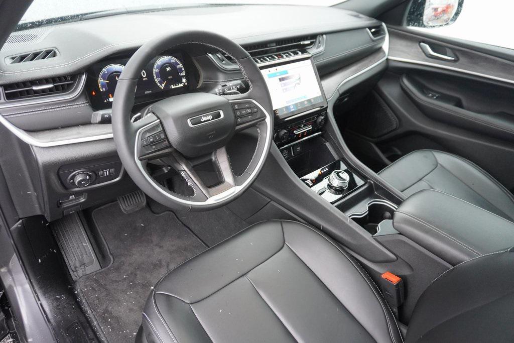 new 2025 Jeep Grand Cherokee L car, priced at $44,777