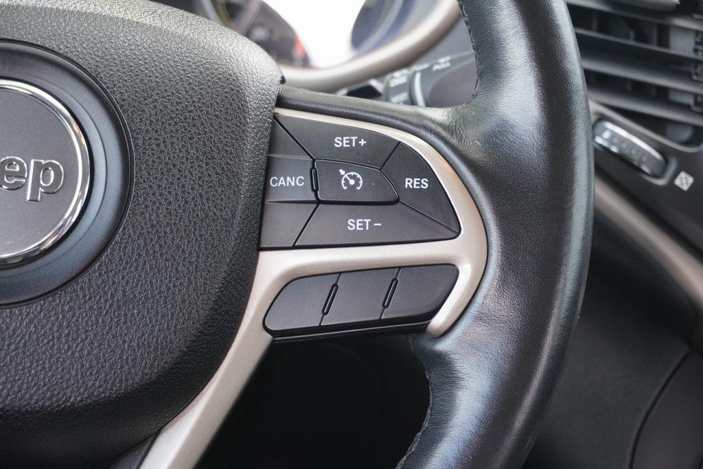 used 2016 Jeep Cherokee car, priced at $13,500