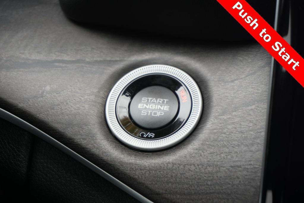 new 2025 Jeep Grand Cherokee car, priced at $43,536