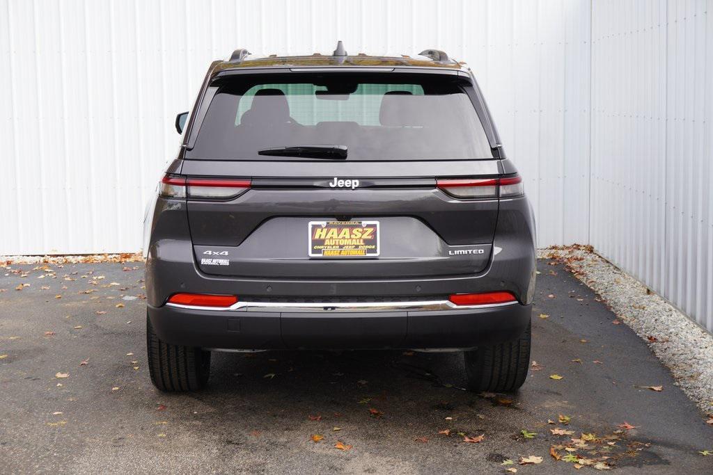 new 2025 Jeep Grand Cherokee car, priced at $43,536