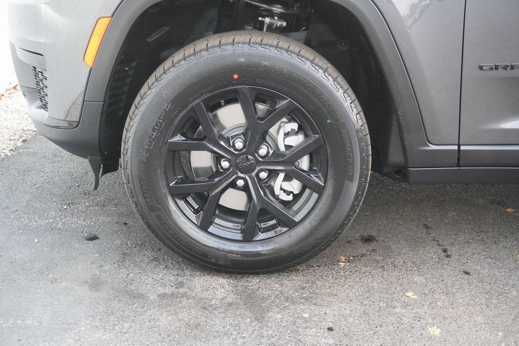 new 2025 Jeep Grand Cherokee L car, priced at $41,766