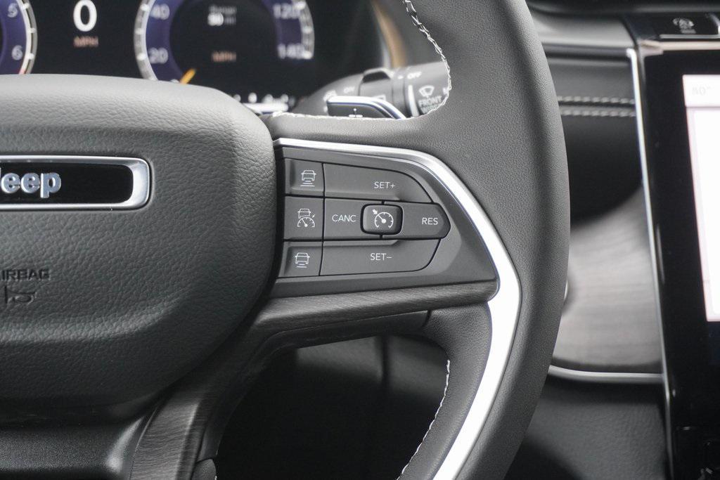 new 2025 Jeep Grand Cherokee car, priced at $45,271