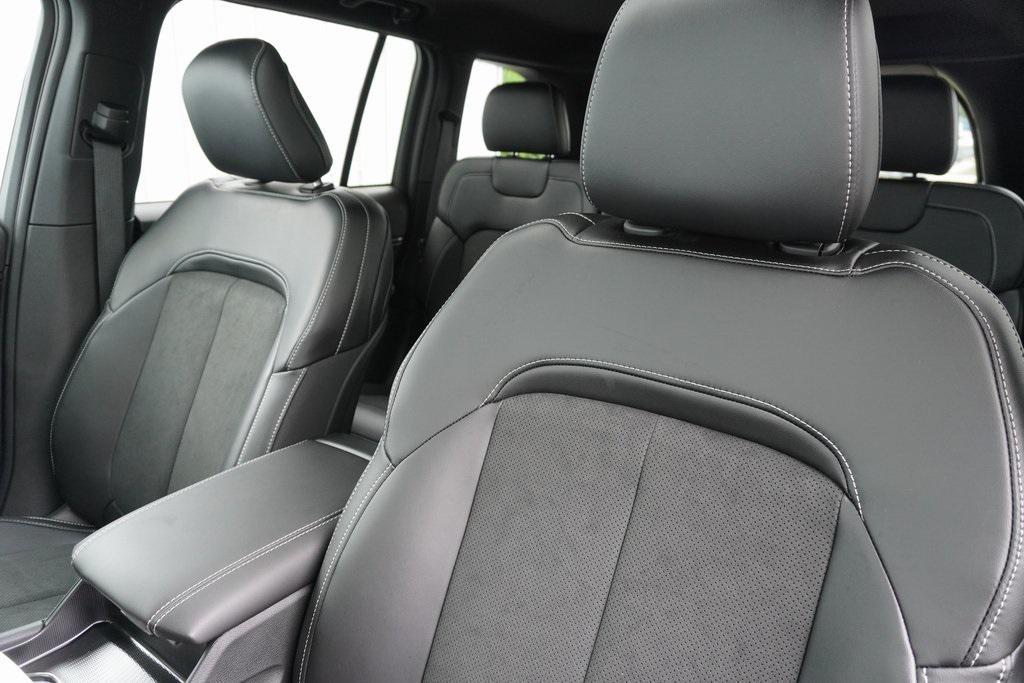 new 2025 Jeep Grand Cherokee car, priced at $41,491