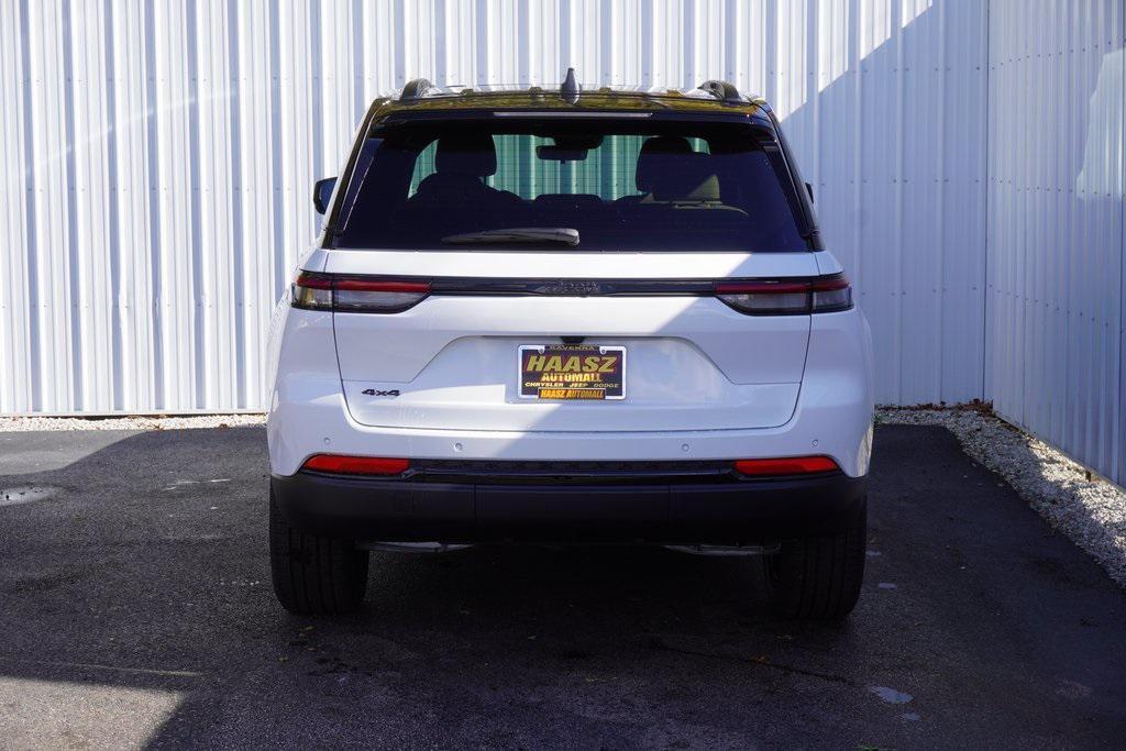 new 2025 Jeep Grand Cherokee car, priced at $46,162