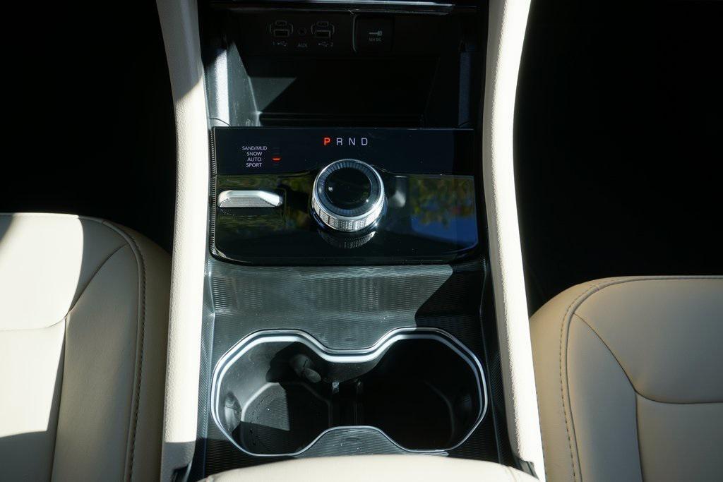 new 2025 Jeep Grand Cherokee car, priced at $46,162