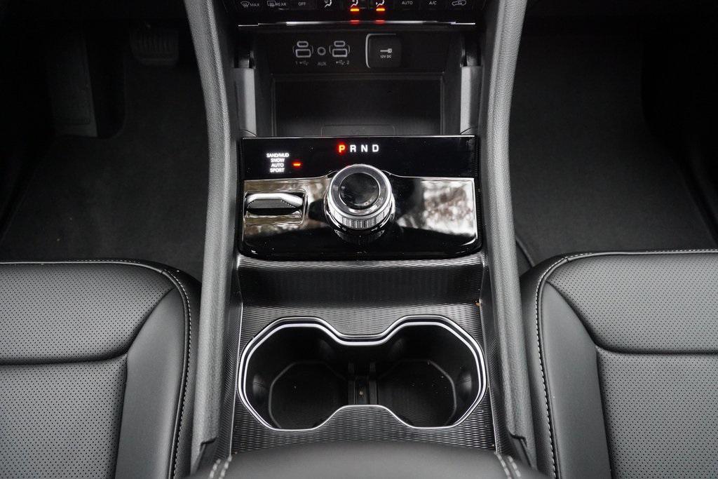 new 2025 Jeep Grand Cherokee car, priced at $49,222