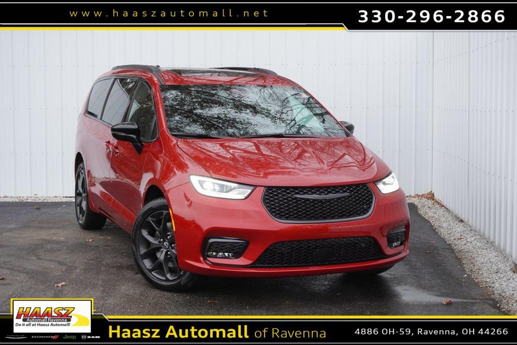 new 2026 Chrysler Pacifica car, priced at $46,967