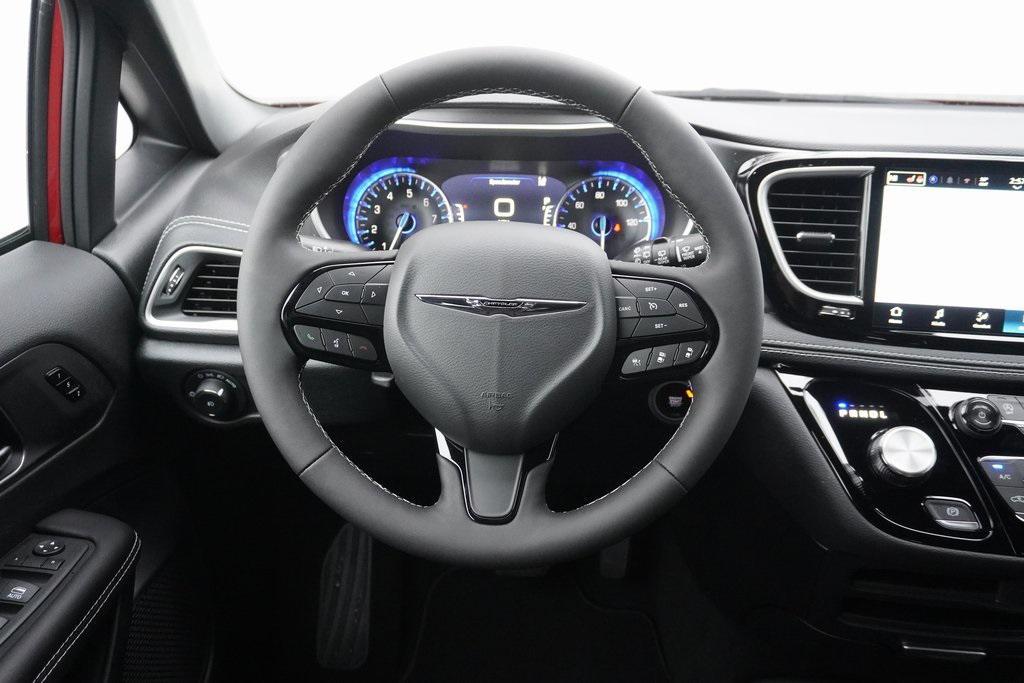 new 2026 Chrysler Pacifica car, priced at $46,967