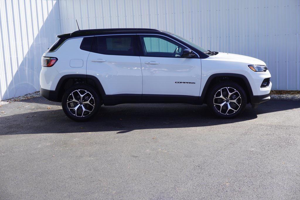 new 2026 Jeep Compass car, priced at $31,598