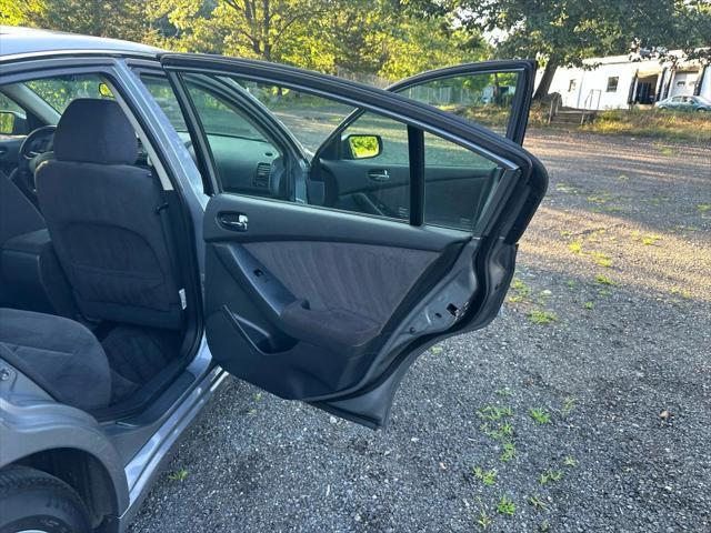 used 2009 Nissan Altima car, priced at $5,995