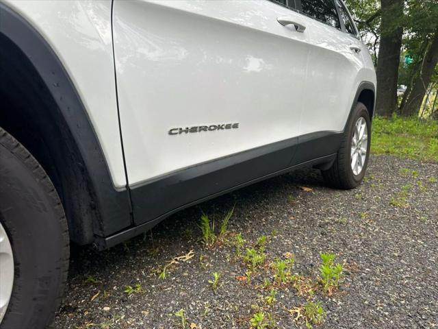 used 2017 Jeep Cherokee car, priced at $8,995