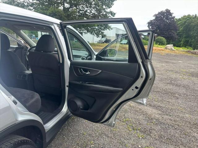 used 2015 Nissan Rogue car, priced at $5,995