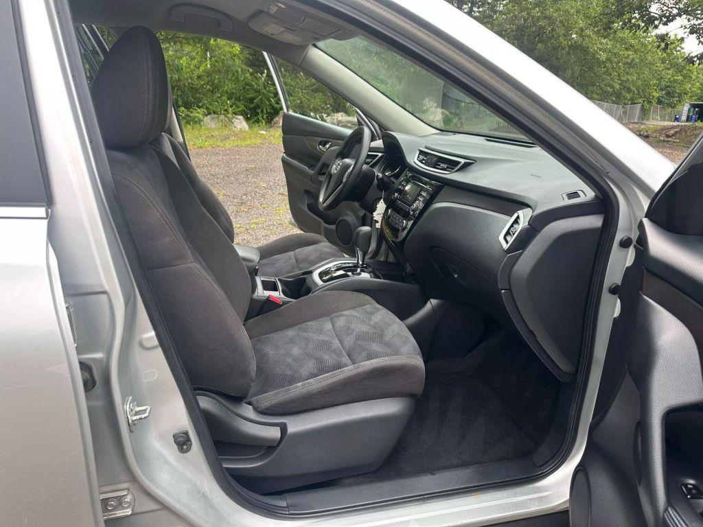 used 2015 Nissan Rogue car, priced at $5,895