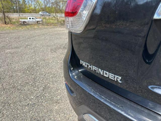 used 2014 Nissan Pathfinder car, priced at $5,895