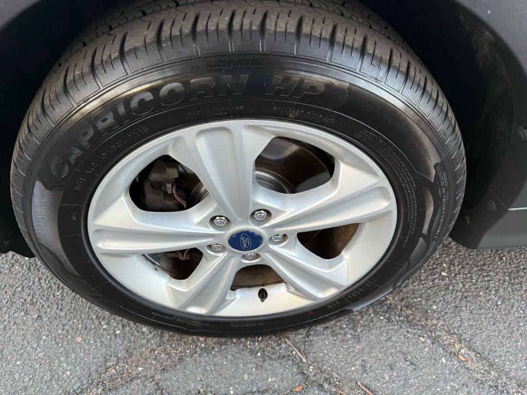 used 2014 Ford Escape car, priced at $5,995