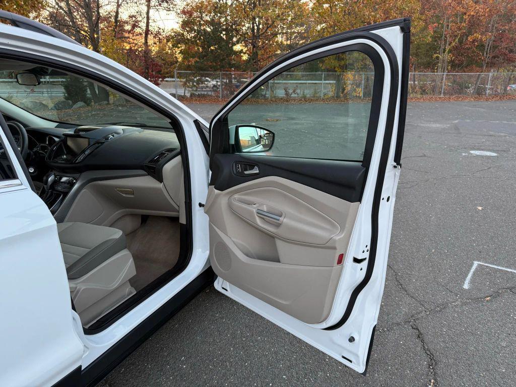 used 2014 Ford Escape car, priced at $5,995