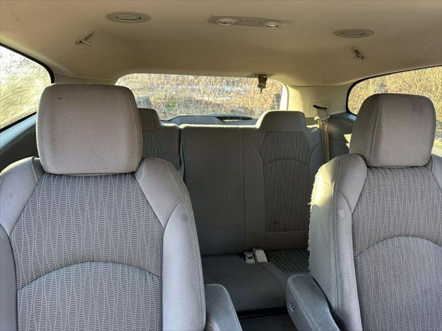 used 2016 Chevrolet Traverse car, priced at $7,995