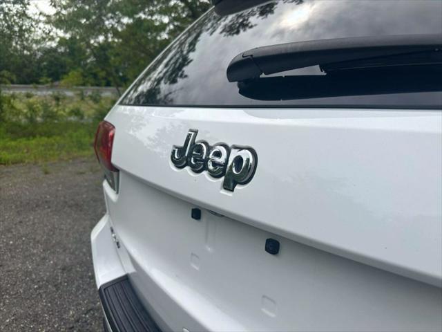 used 2017 Jeep Grand Cherokee car, priced at $10,995