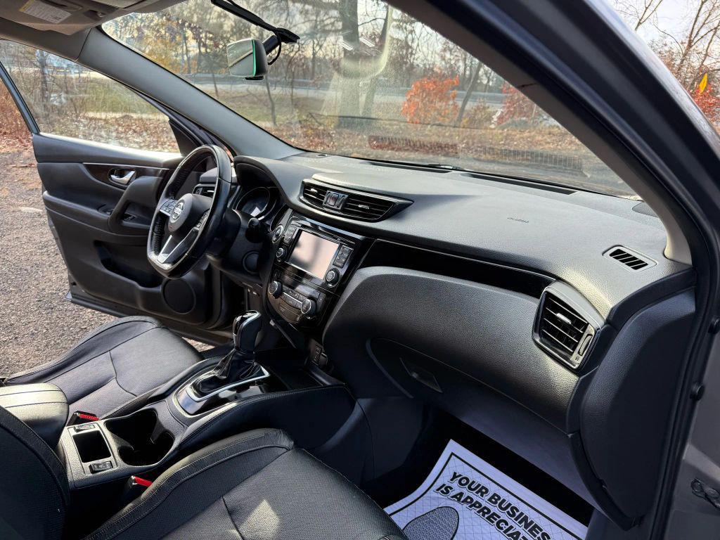 used 2017 Nissan Rogue Sport car, priced at $9,995