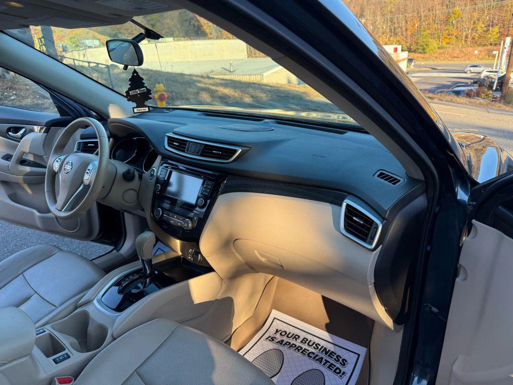 used 2014 Nissan Rogue car, priced at $5,995