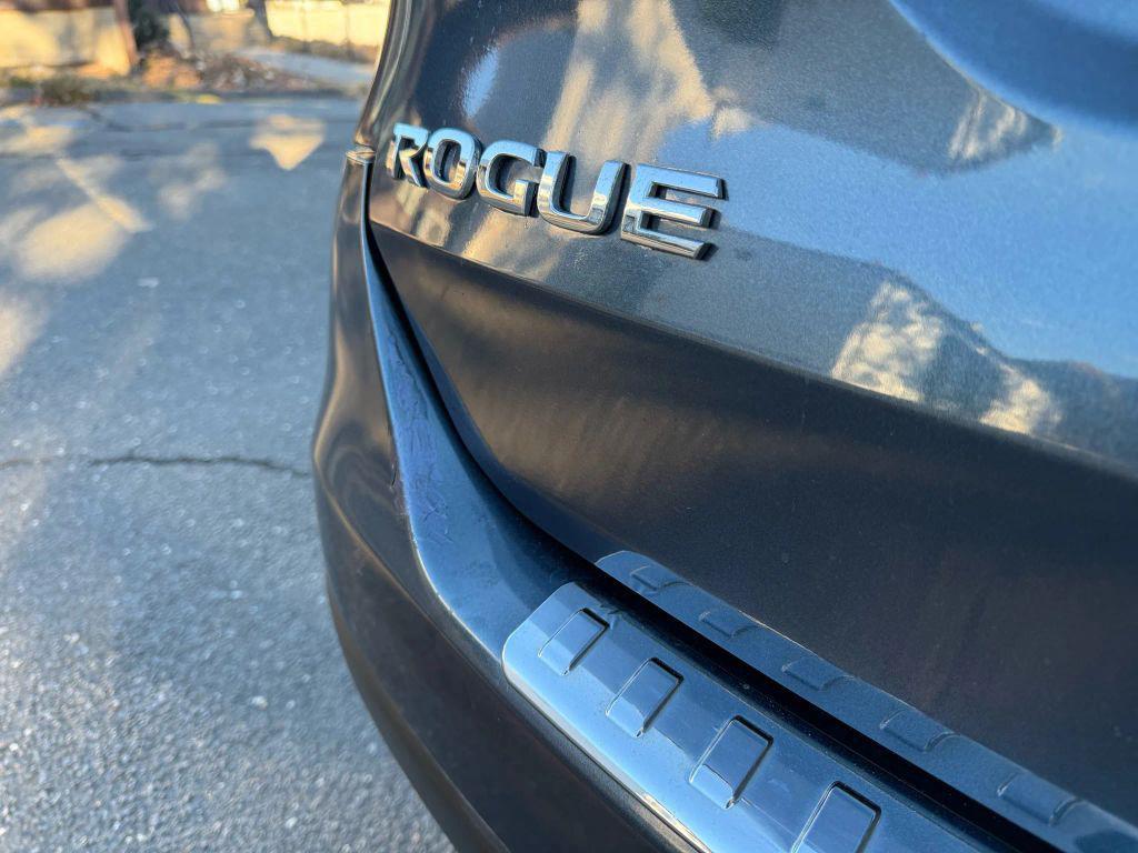 used 2014 Nissan Rogue car, priced at $5,995