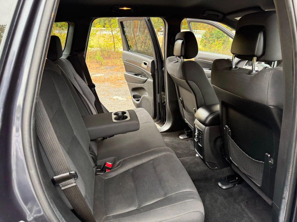 used 2014 Jeep Grand Cherokee car, priced at $7,995