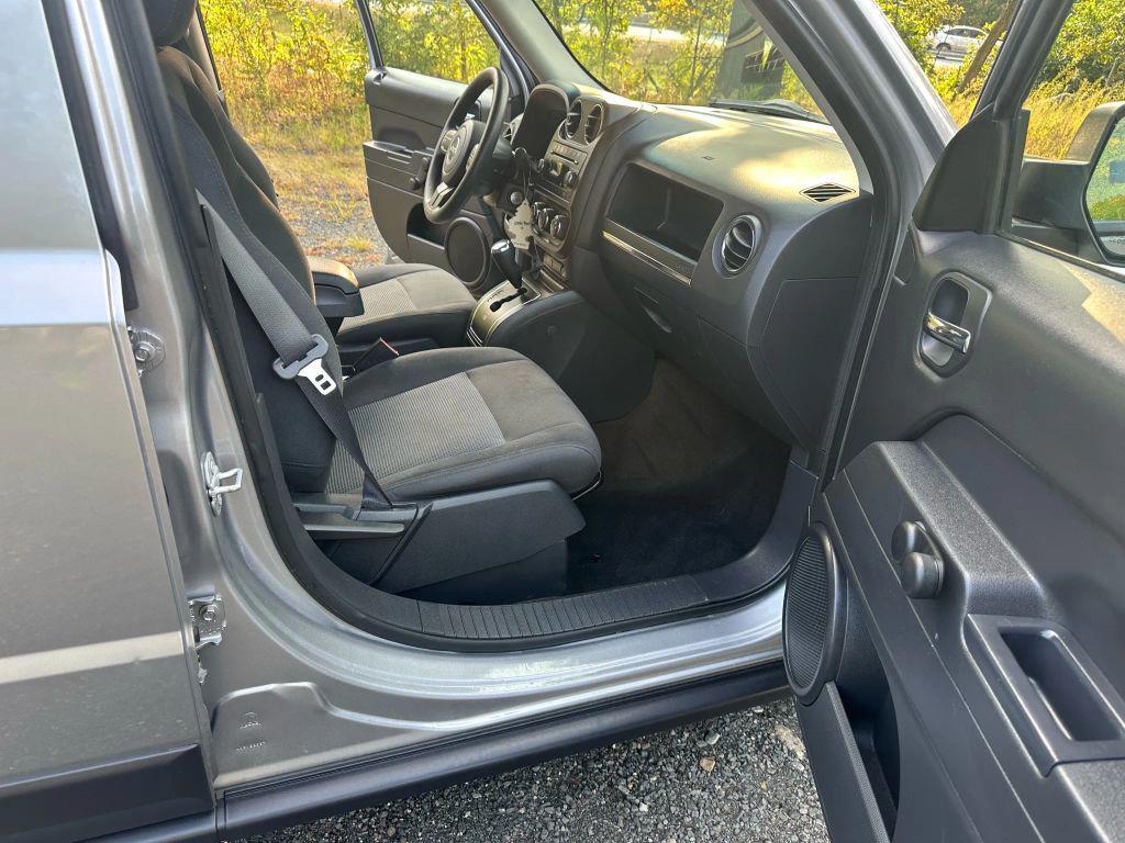 used 2016 Jeep Patriot car, priced at $5,995