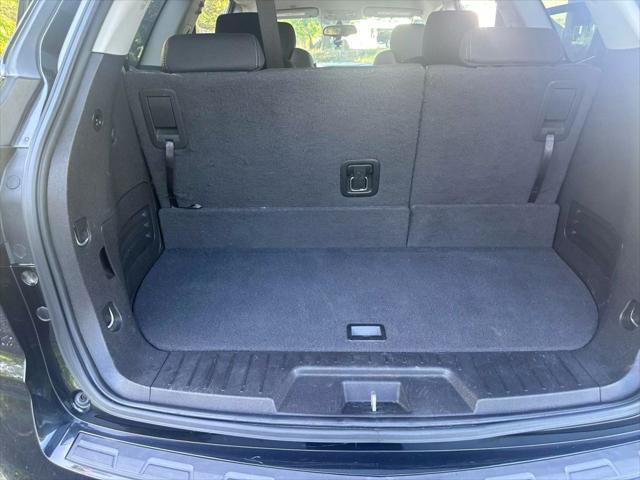 used 2014 Chevrolet Traverse car, priced at $6,995