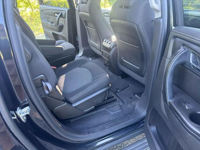 used 2014 Chevrolet Traverse car, priced at $6,995