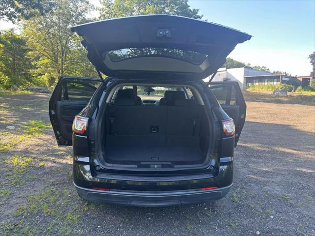 used 2014 Chevrolet Traverse car, priced at $6,995