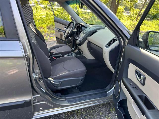 used 2013 Kia Soul car, priced at $4,995