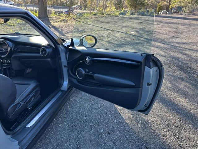 used 2014 MINI Hardtop car, priced at $8,995