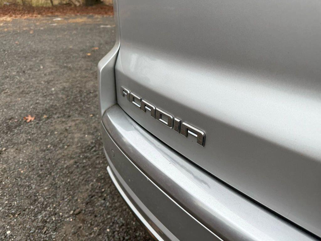 used 2015 GMC Acadia car, priced at $8,995