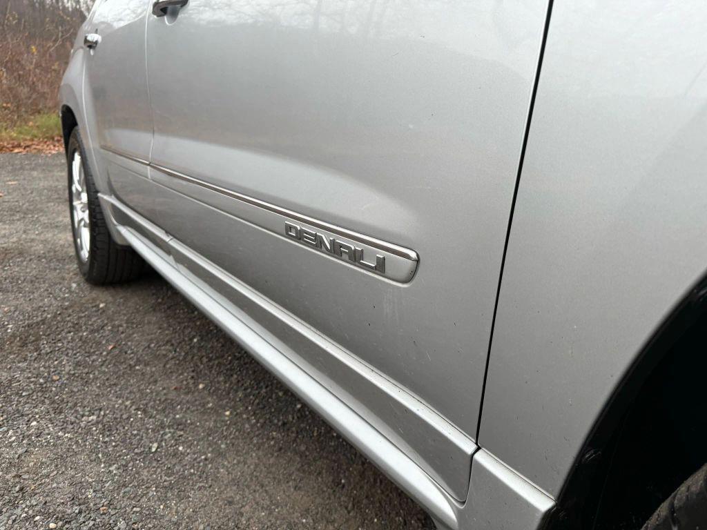 used 2015 GMC Acadia car, priced at $8,995