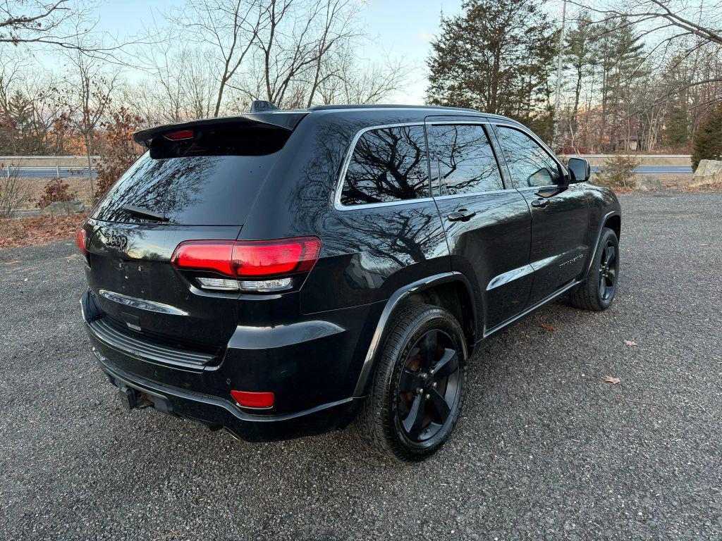 used 2015 Jeep Grand Cherokee car, priced at $7,495