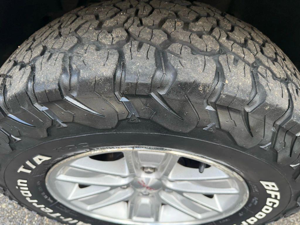 used 2015 GMC Sierra 1500 car, priced at $13,995