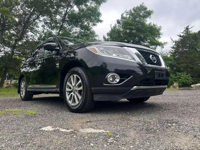 used 2015 Nissan Pathfinder car, priced at $4,995