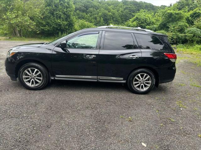 used 2015 Nissan Pathfinder car, priced at $4,995