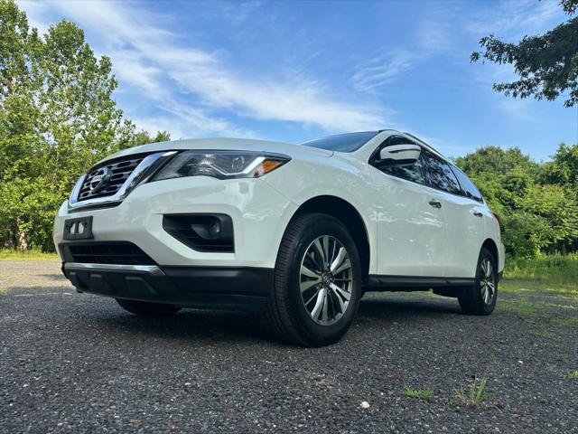 used 2018 Nissan Pathfinder car, priced at $9,795